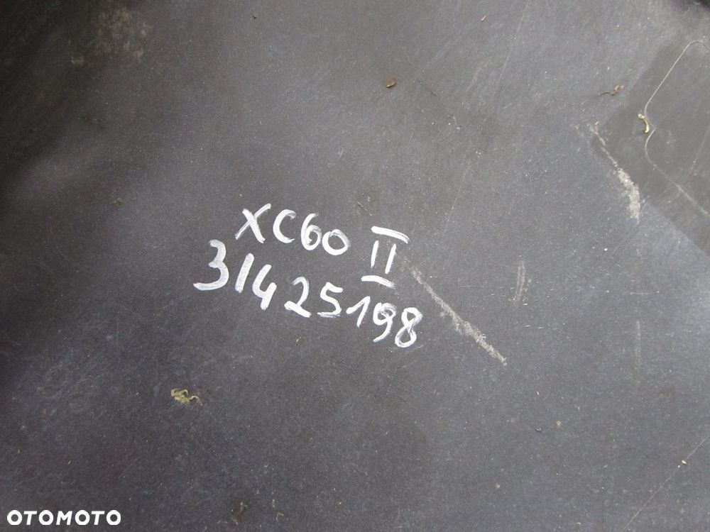 VOLVO XC60 II 17-22 ZDERZAK TYL TYLNY 31425198 - 14
