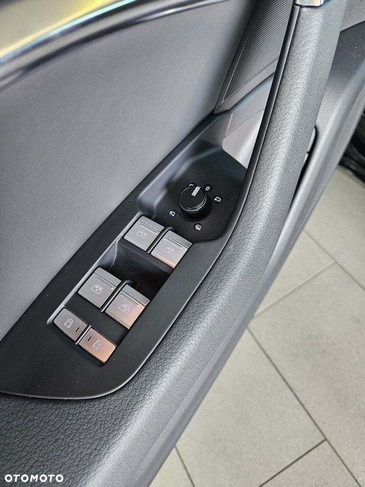 Audi A6 Avant - 10