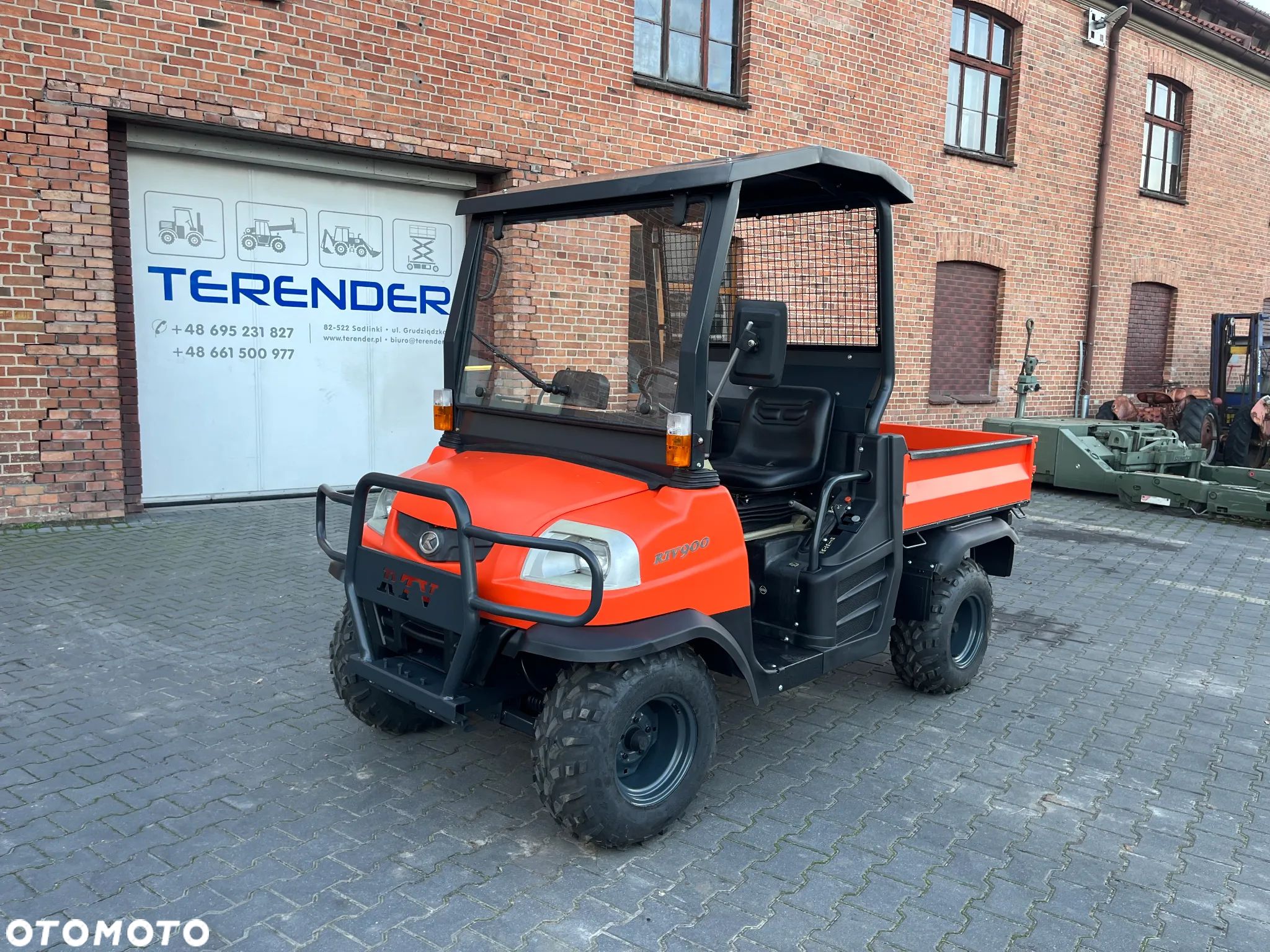 Kubota RTV900 - 1