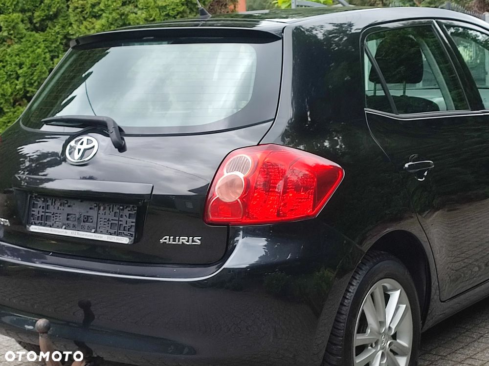 Toyota Auris 1.33 Dual-VVT-i - 20