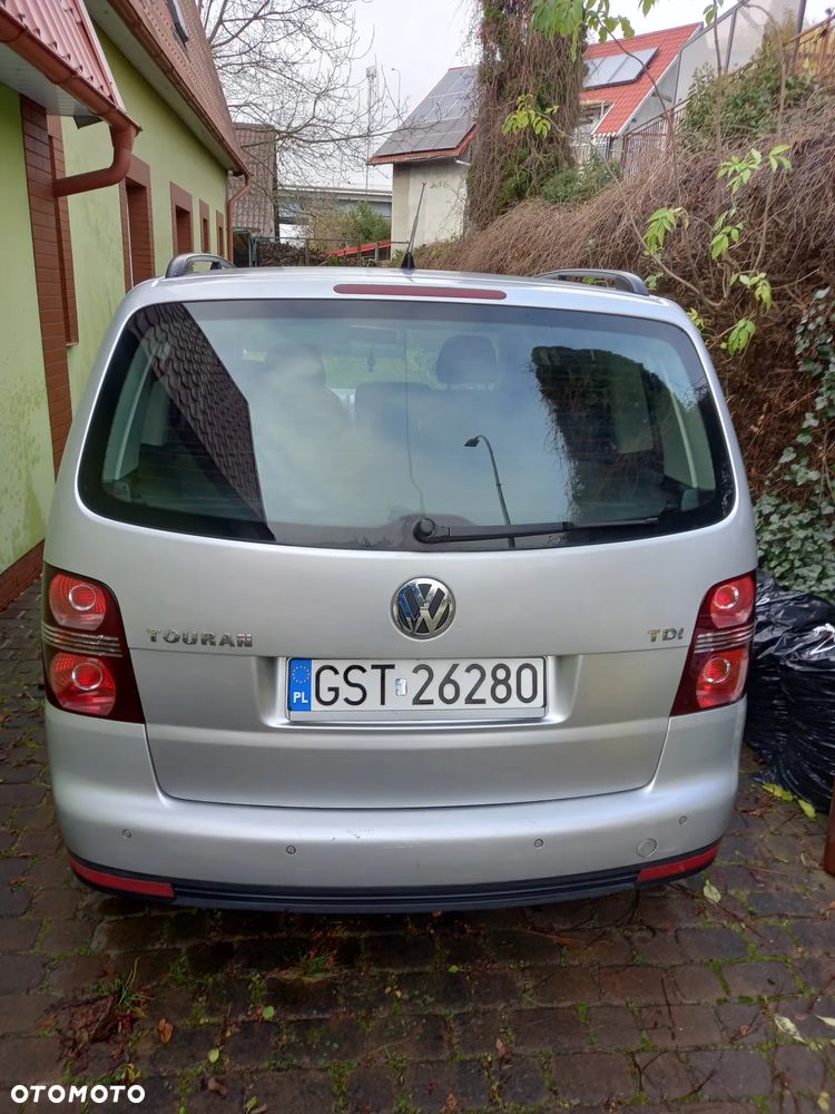 Volkswagen Touran 2.0 TDI DPF DSG United - 2