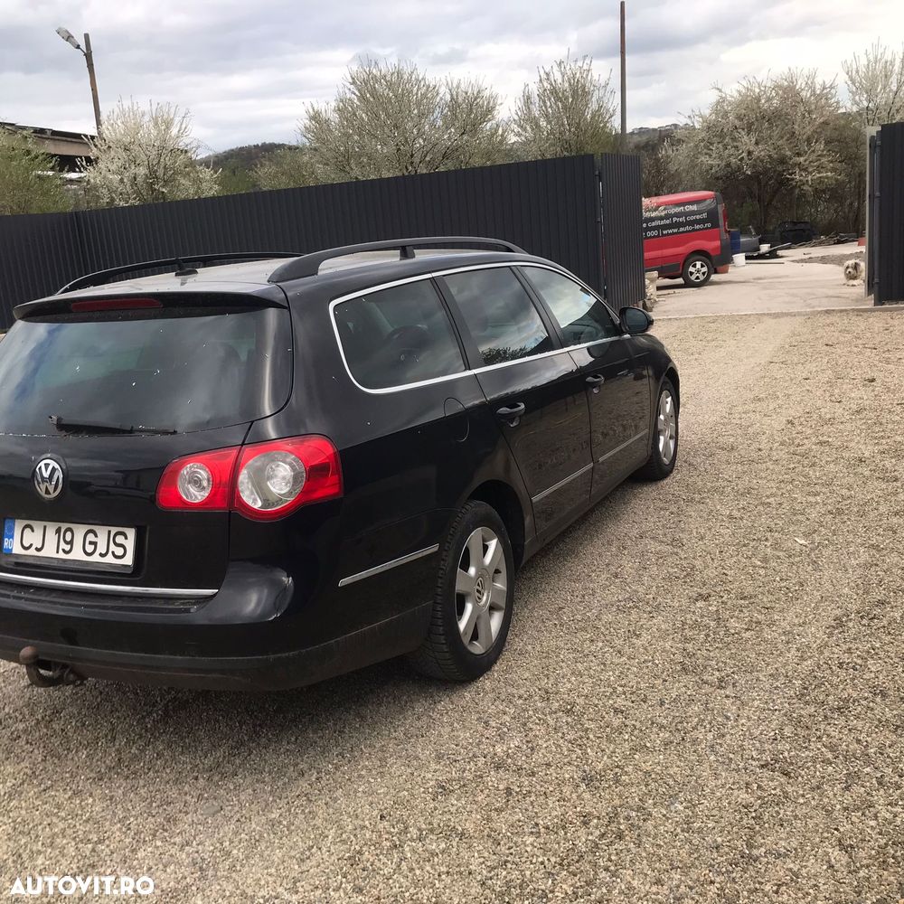 Volkswagen Passat 2.0 TDI Trendline - 5