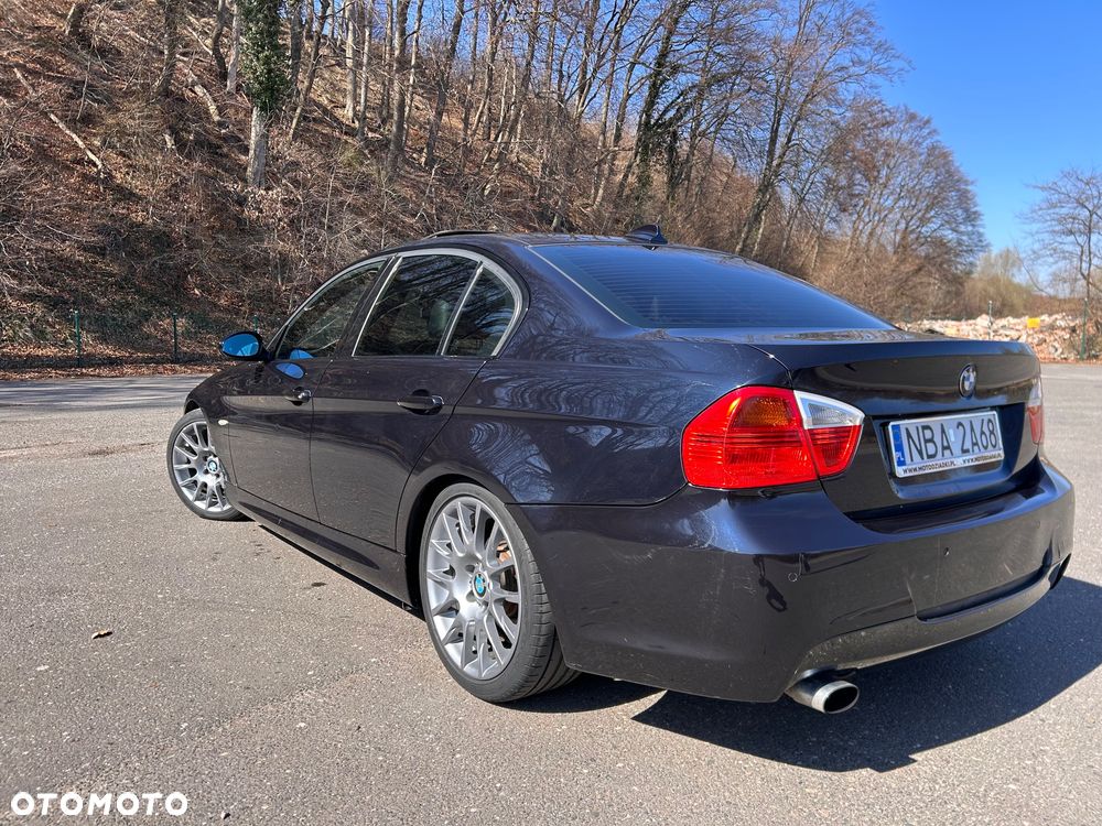 BMW Seria 3 320i - 33