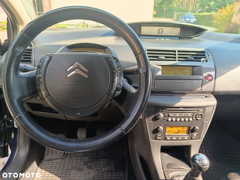 Citroën C4 - 4