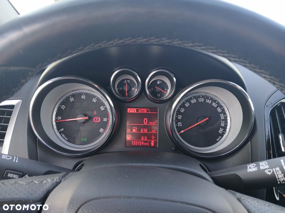 Opel Astra 1.4 Turbo - 8