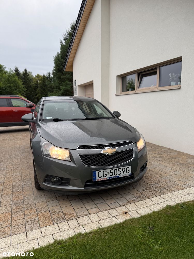 Chevrolet Cruze - 2