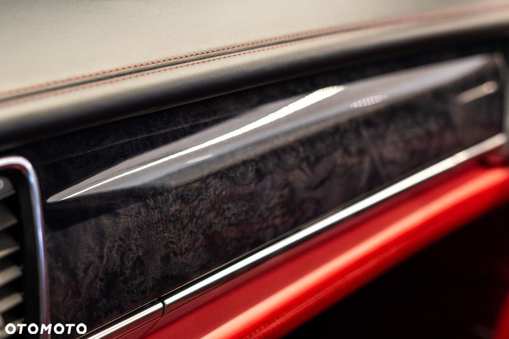 Porsche Panamera - 36