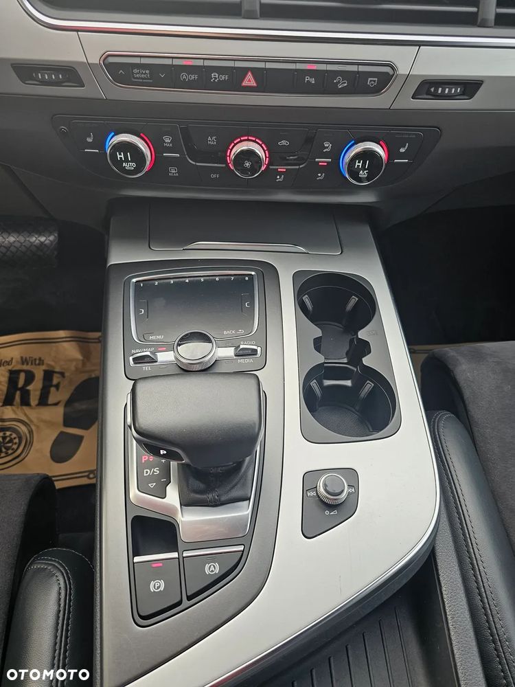 Audi Q7 45 TDI Quattro Tiptronic - 29