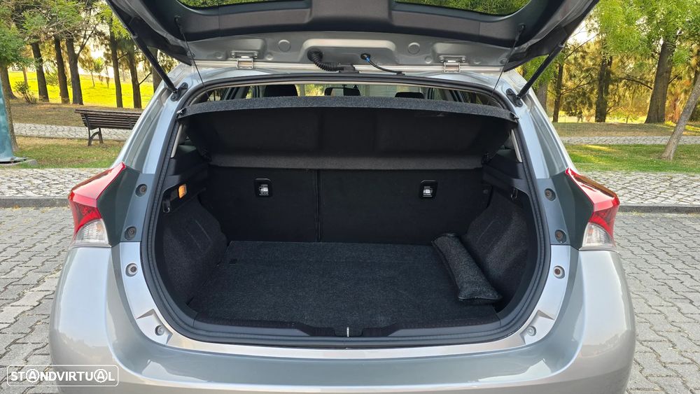Toyota Auris 1.2T Comfort+Pack Techno +P.Sport — fotografia 60