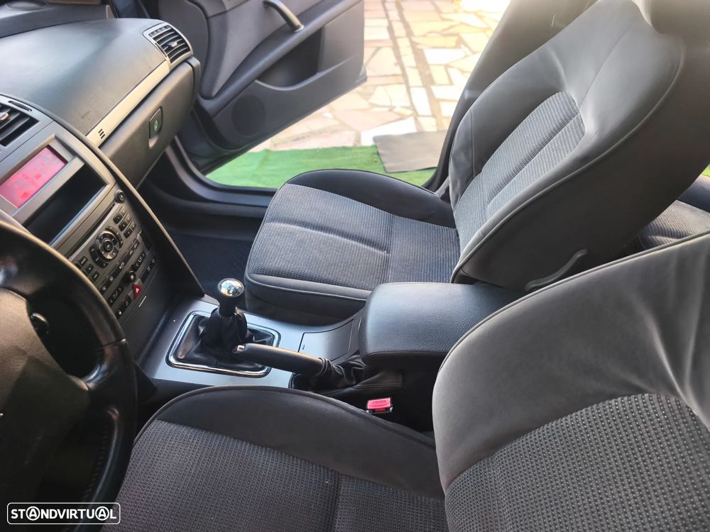 Peugeot 407 SW 1.6 HDi Premium - 8