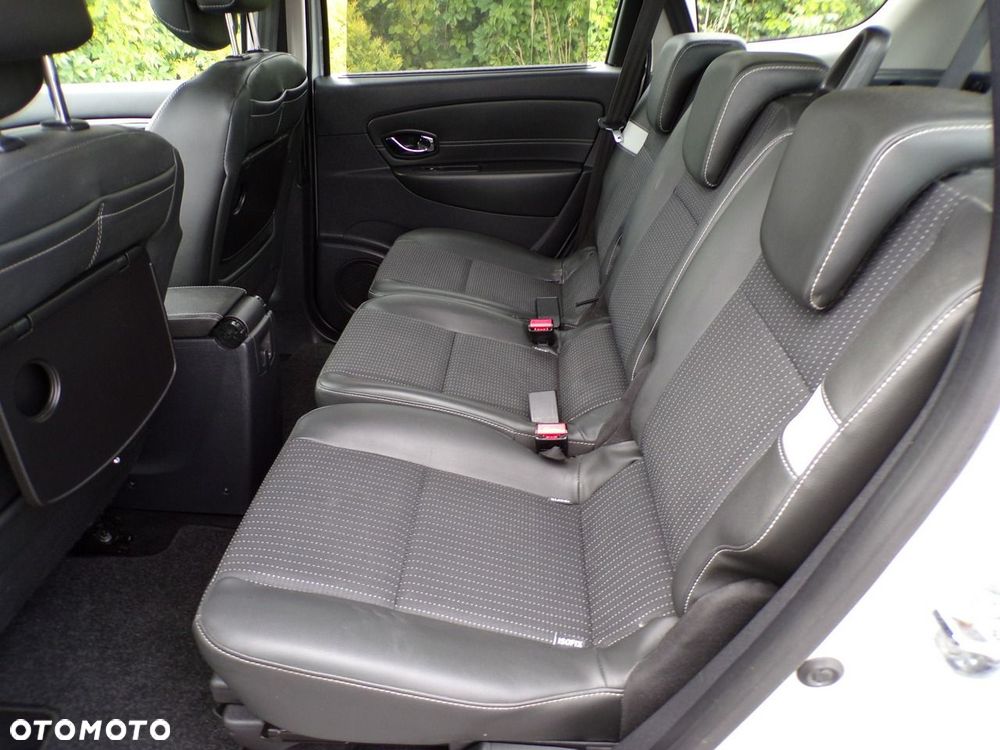 Renault Grand Scenic - 29