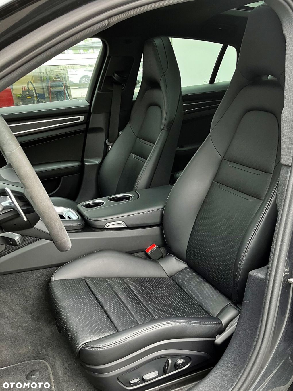 Porsche Panamera - 19