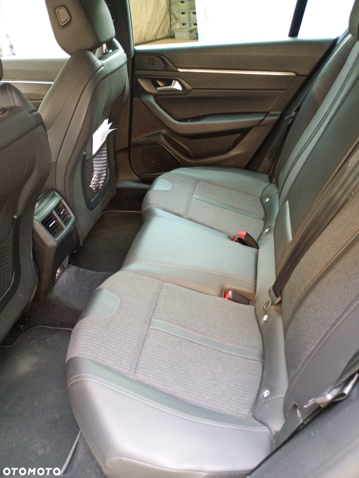 Peugeot 508 - 8