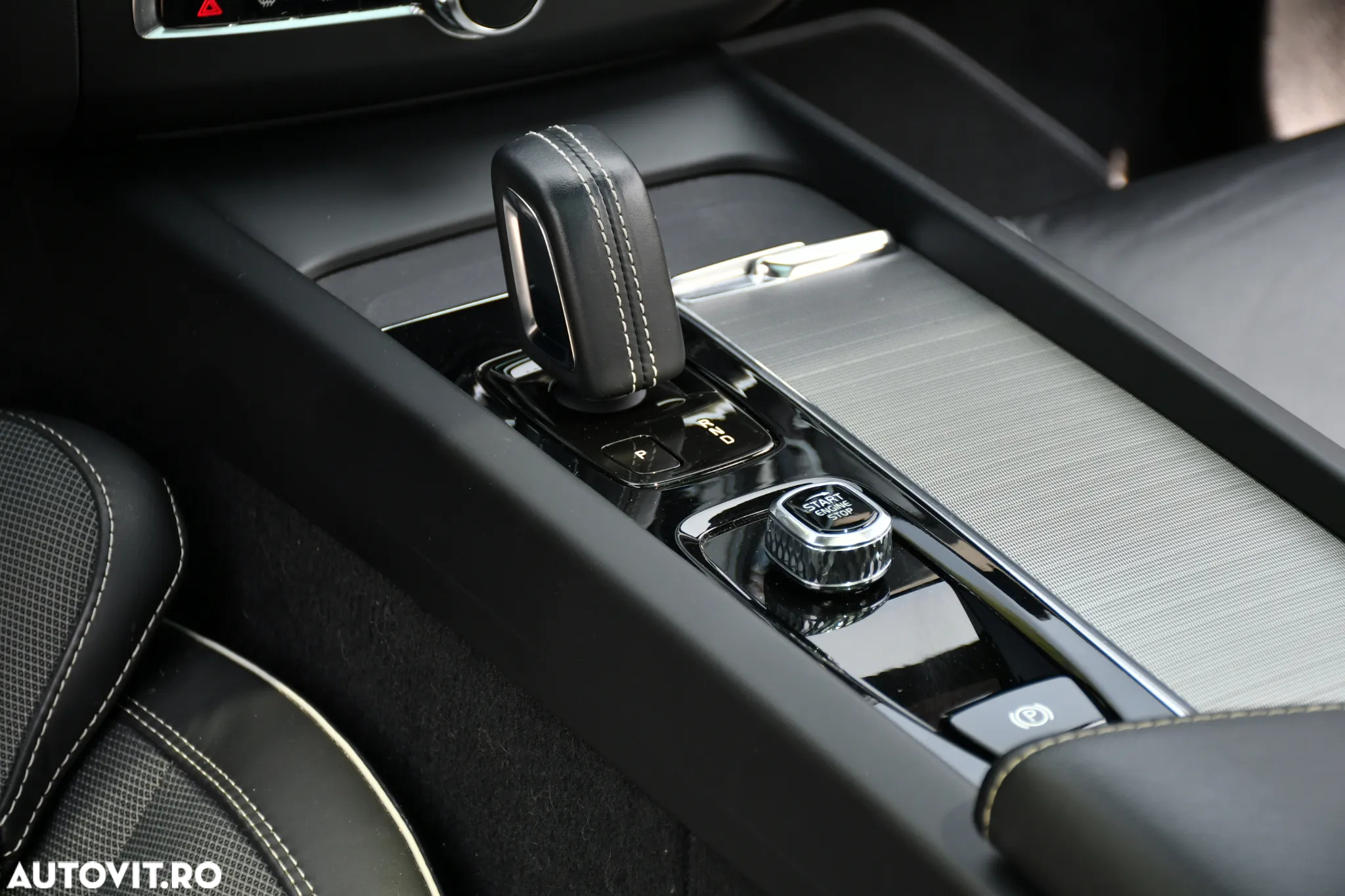 Volvo XC 60 Recharge T8 Twin Engine eAWD Polestar Engineered - 30