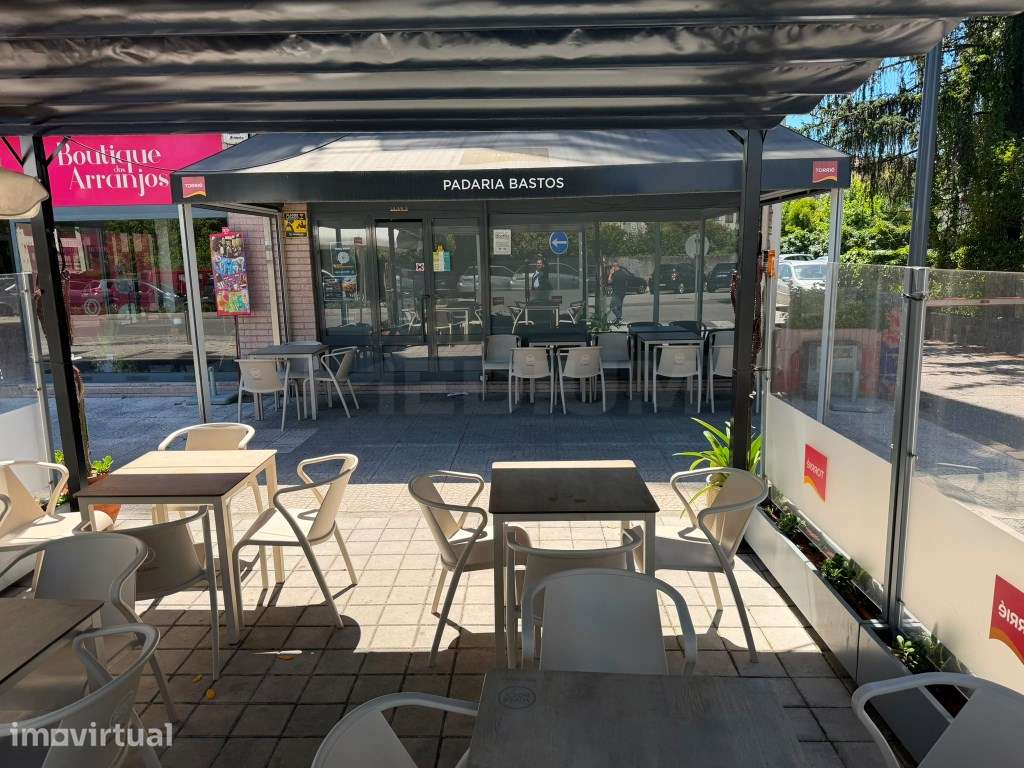 Padaria/Pastelaria no centro da cidade - Grande imagem: 3/25