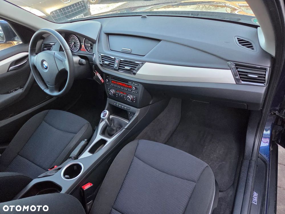 BMW X1 xDrive18d xLine - 15