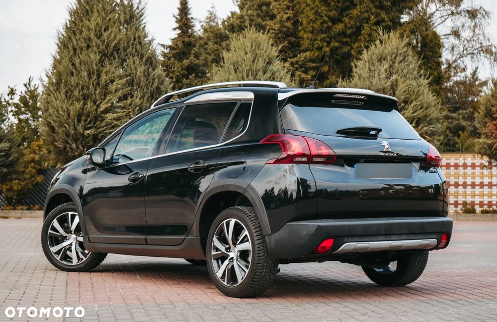 Peugeot 2008 - 11