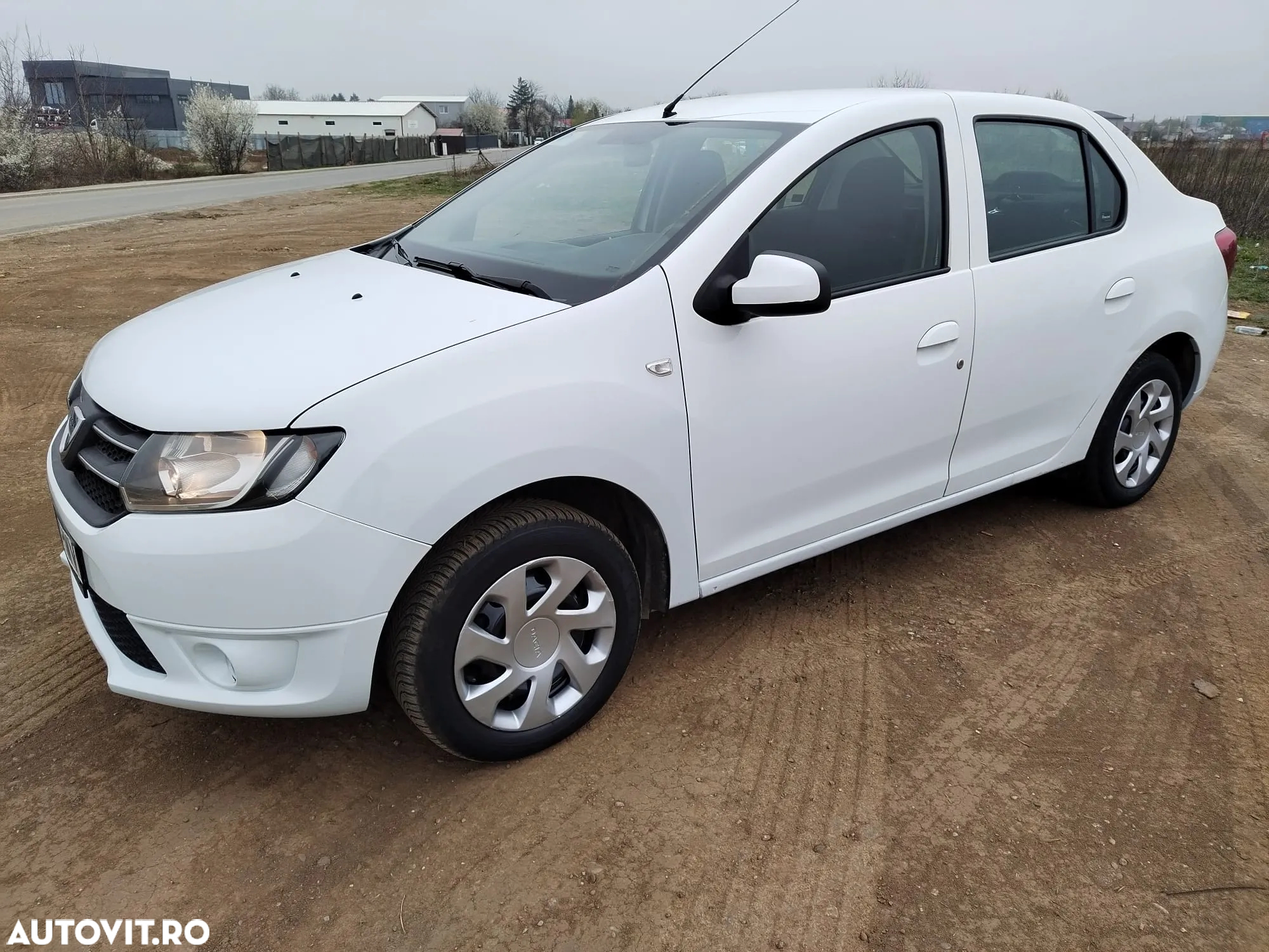 Dacia Logan 1.2 Prestige - 4