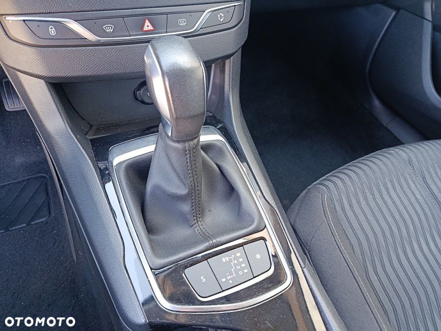Peugeot 308 - 3