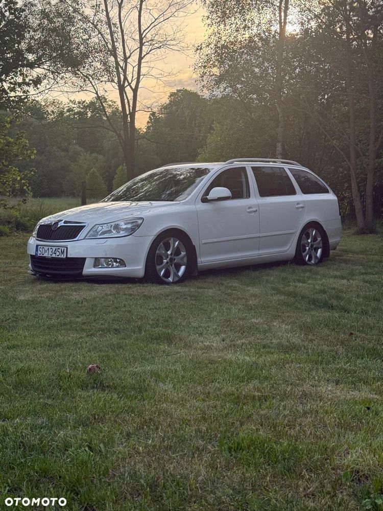 Skoda Octavia 2.0 TDI DPF Elegance - 1