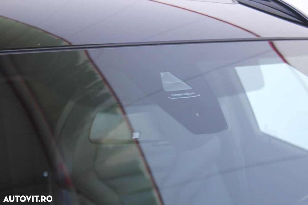 BMW Seria 3 330e xDrive AT PHEV - 20