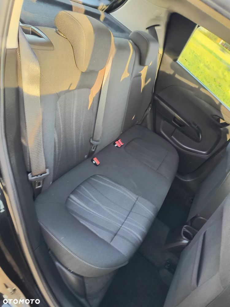 Chevrolet Aveo 1.4 16V LS - 19