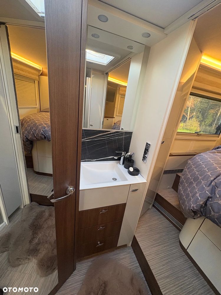 Burstner ELEGANCE - 10