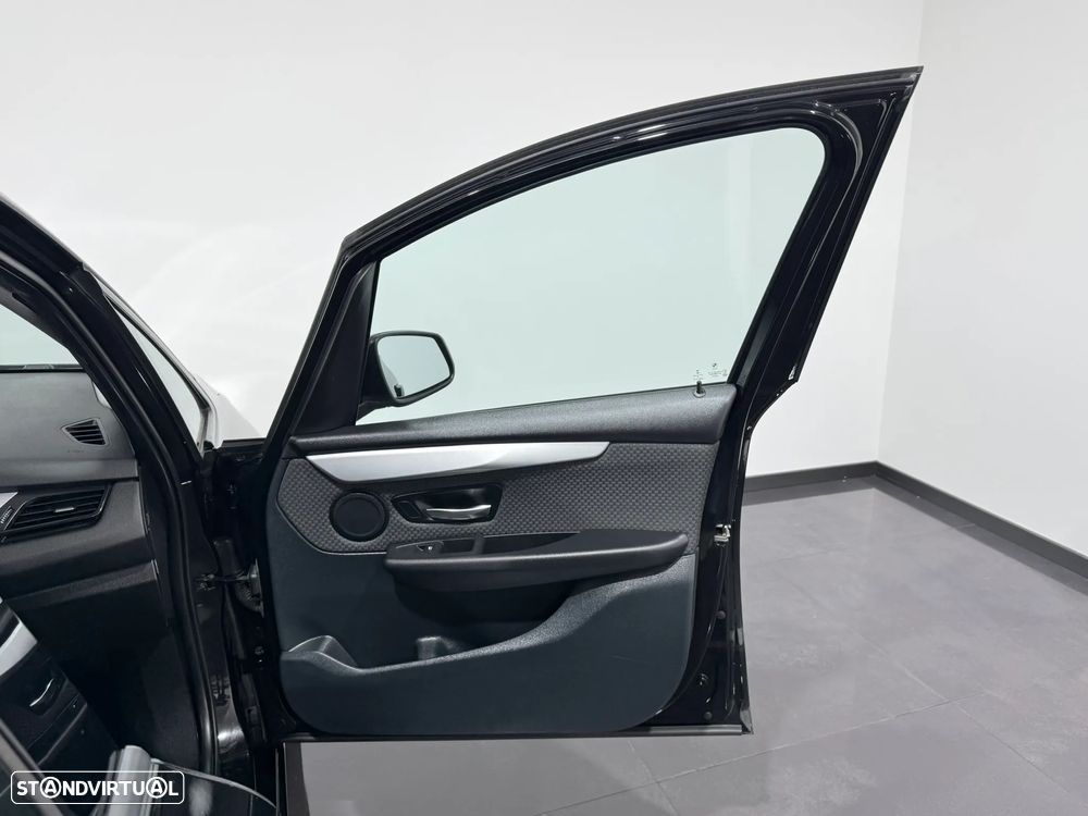 BMW 216 Gran Tourer d 7L Advantage - 32