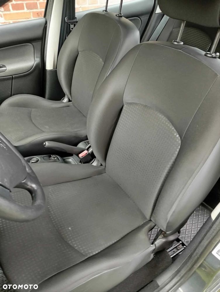 Peugeot 206 plus - 5