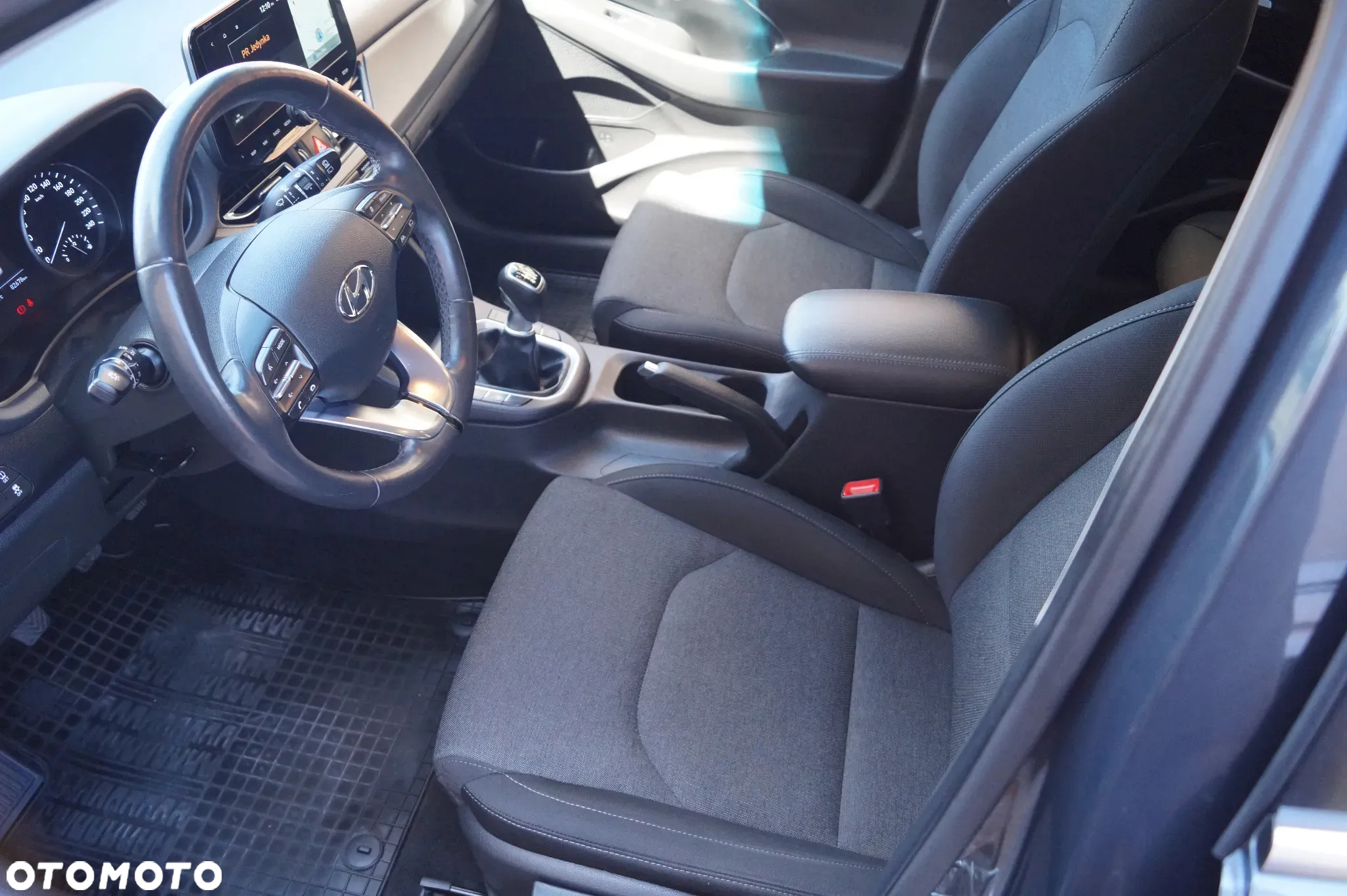 Hyundai i30 1.5 DPI Smart - 14
