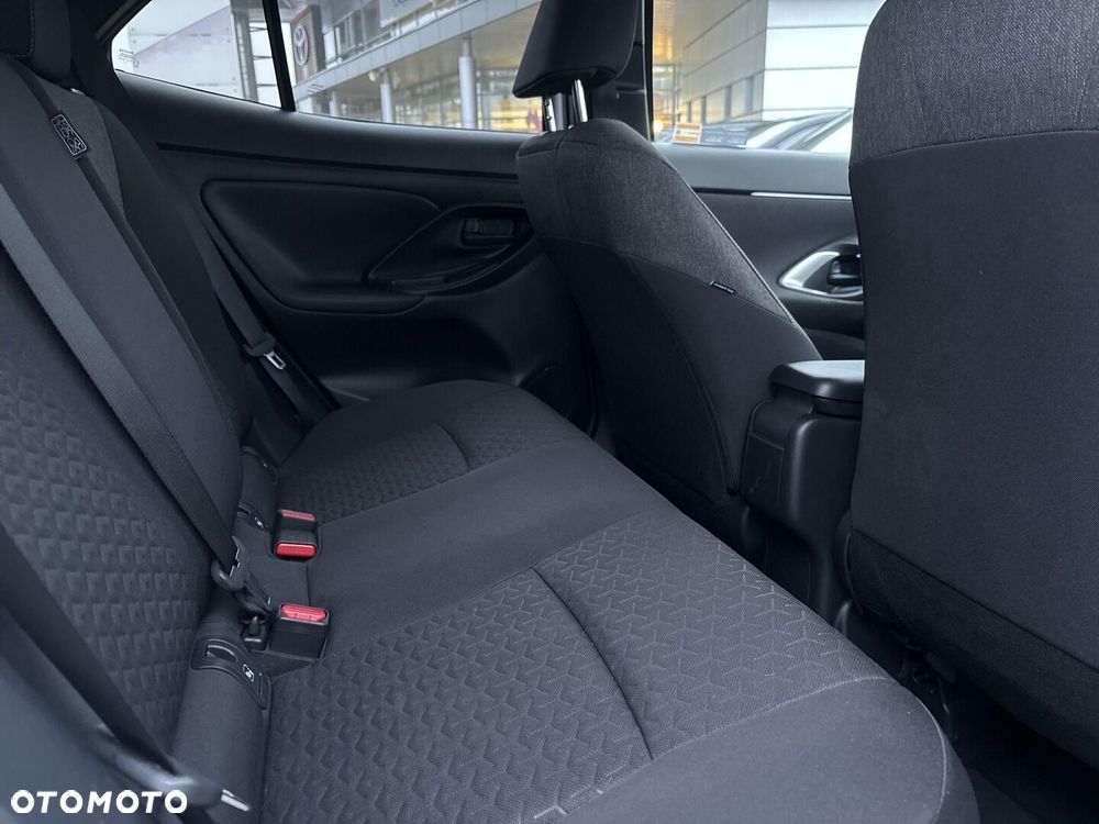 Toyota Yaris Cross Hybrid 1.5 Comfort - 12