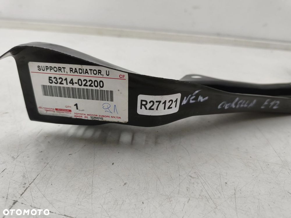 Pas przedni Toyota Corolla E21 XII 18r.- NOWE lewe przednie górne mocowanie okular reflektora łączni - 8
