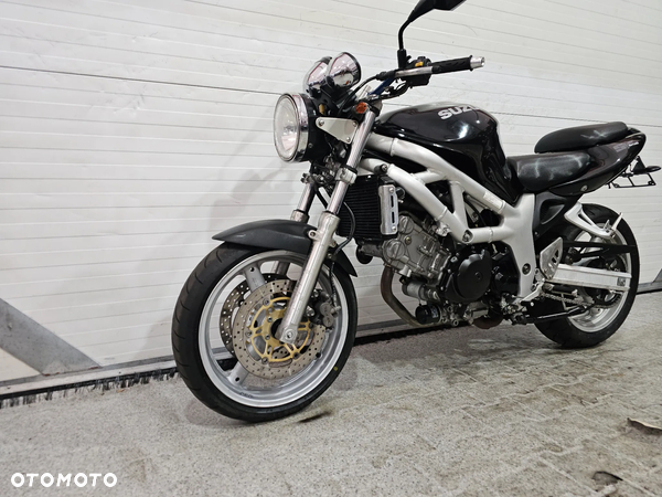 Suzuki SV