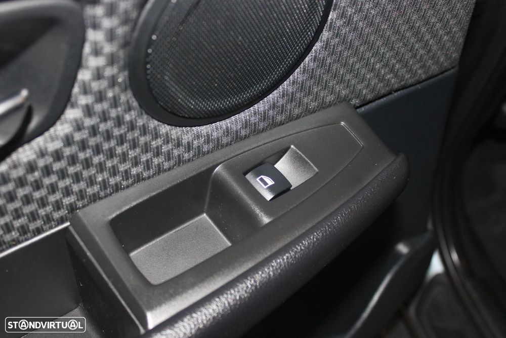 BMW 216 Active Tourer d Advantage - 27