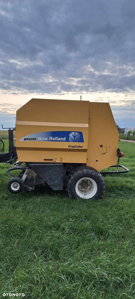 New Holland BR6090 - 4