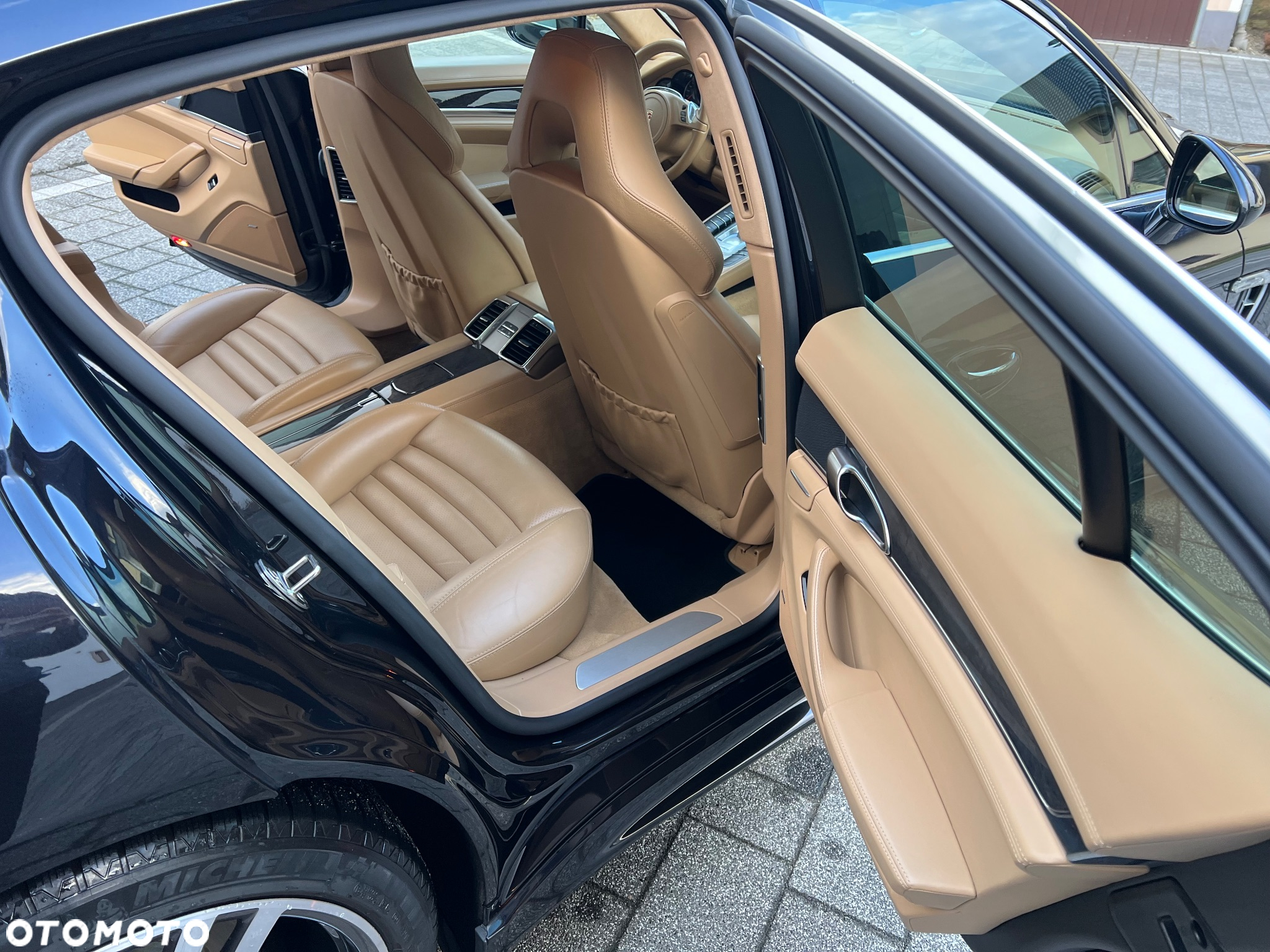 Porsche Panamera Turbo S PDK - 20
