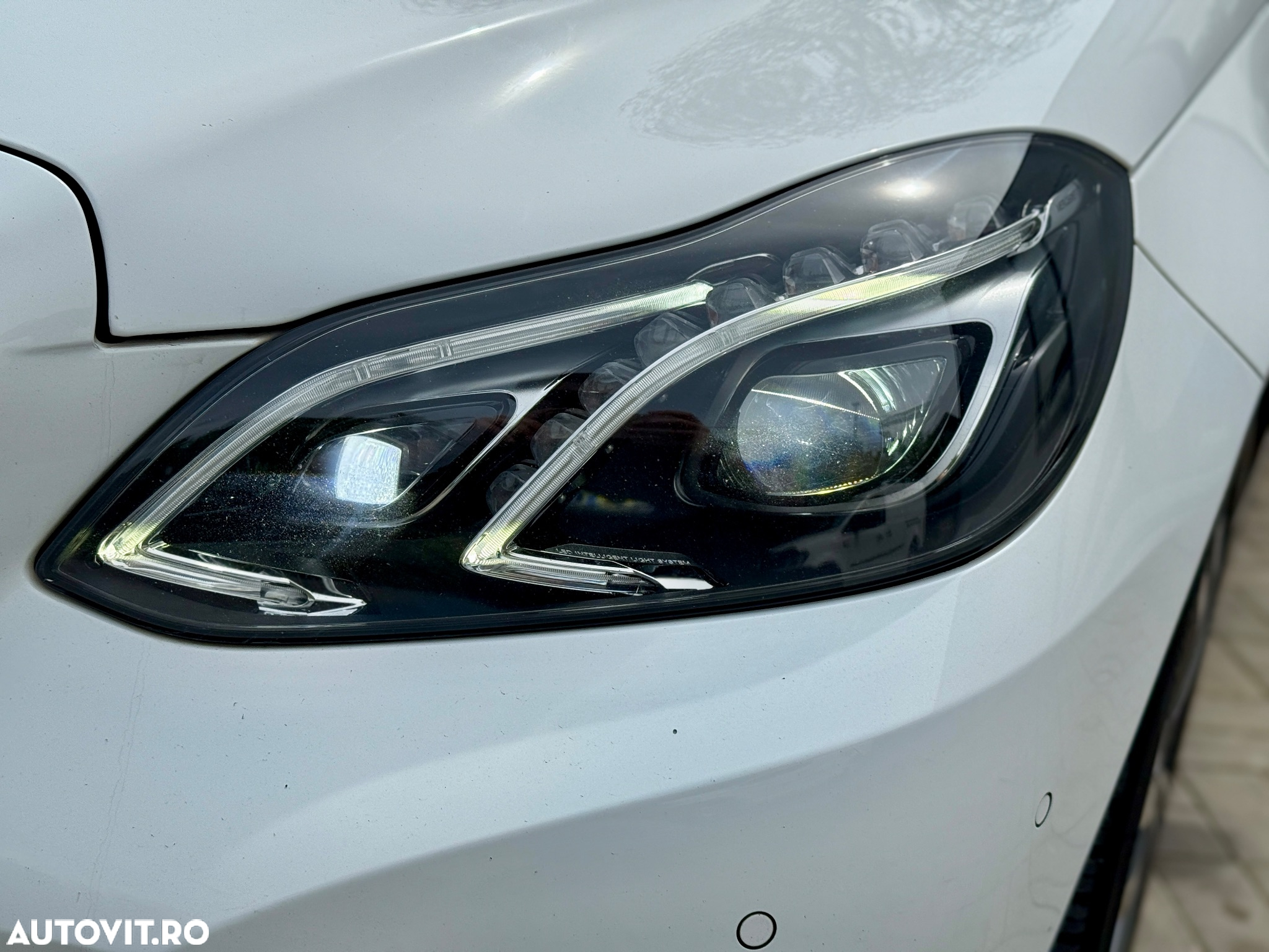 Mercedes-Benz E 220 BlueTEC 9G-TRONIC Avantgarde - 16