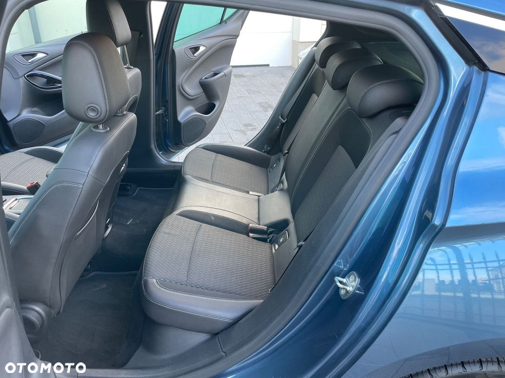 Opel Astra 1.4 T Elite - 16