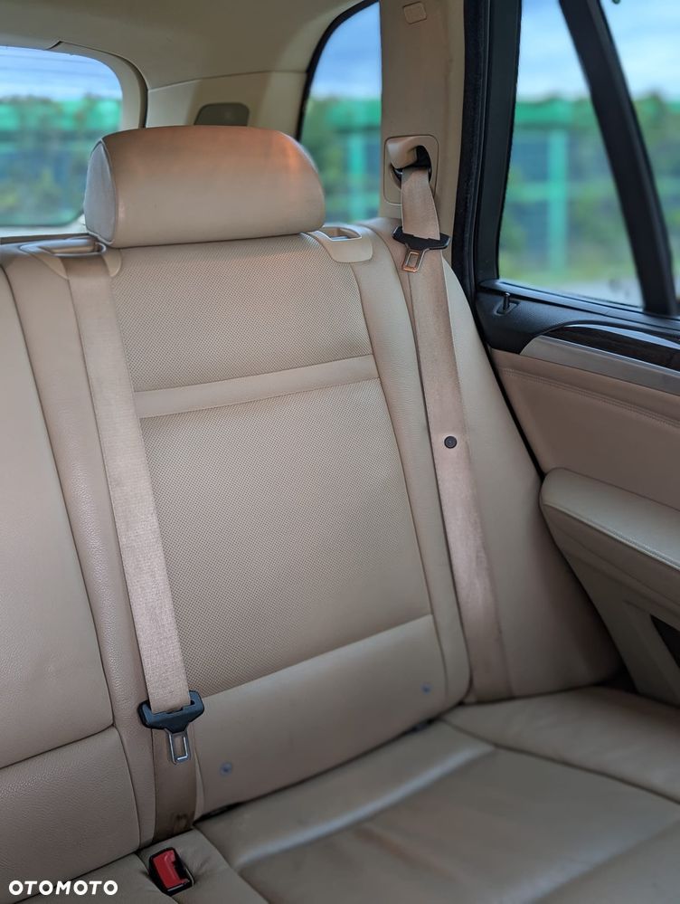 BMW X5 3.0sd xDrive - 24