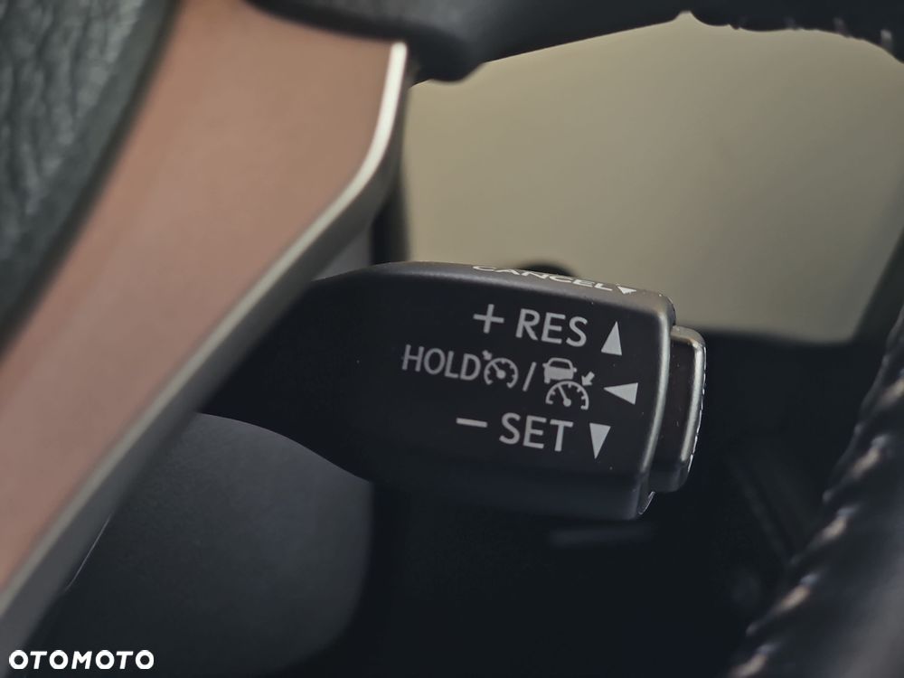 Lexus NX 300h F Impression AWD - 23