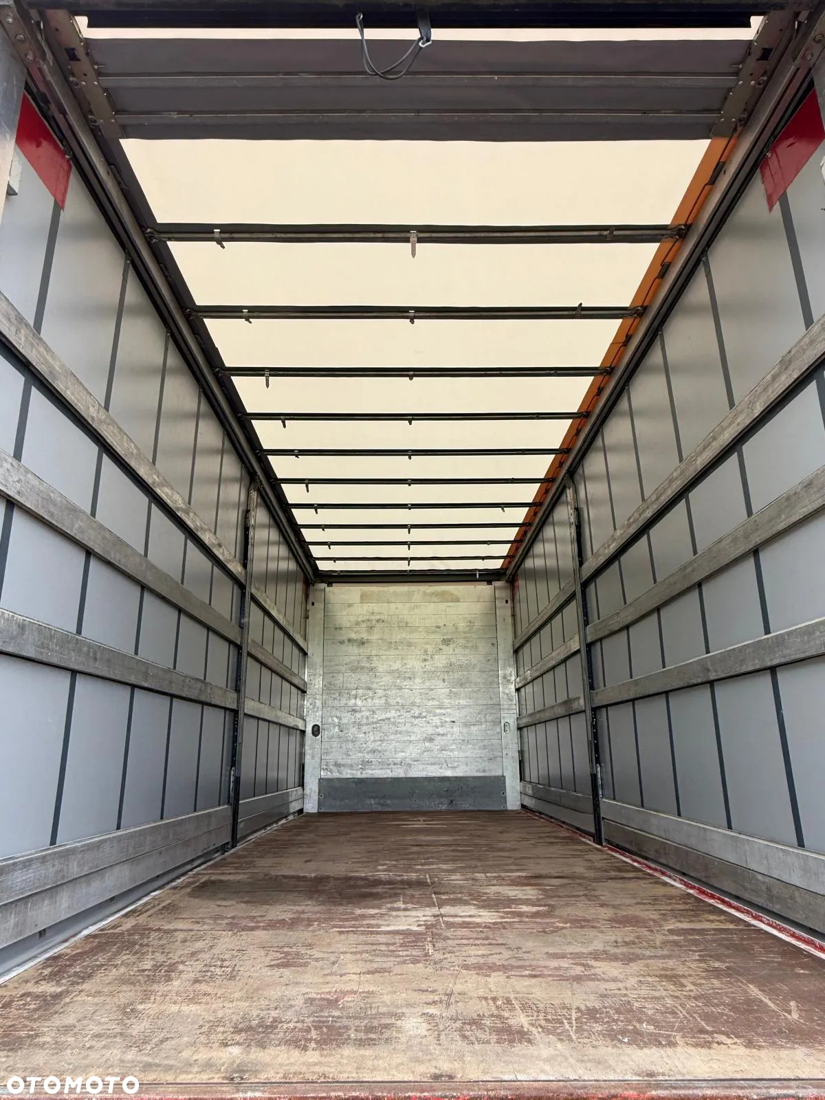 MAN TGX 26.500 / LIFT / 6X2 / KLIMA POSTOJOWA / 18PALET / E6 / FIRANKA / 18 TON ŁADOWNOŚĆ / WINDA / NISKI PRZEBIEG / JEDEN WŁAŚCICIEL / PODWIESZANA OŚ - 18