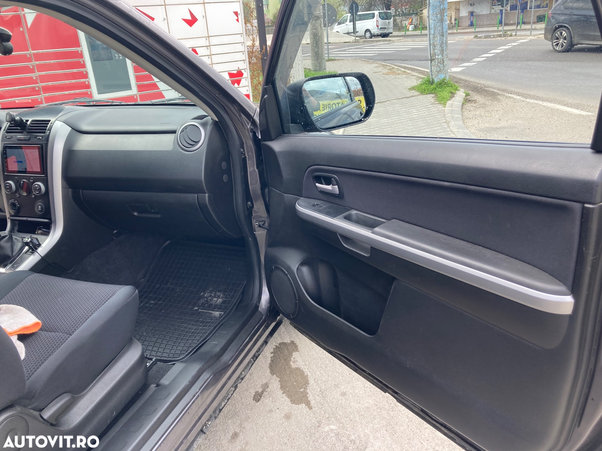 Suzuki Grand Vitara - 17