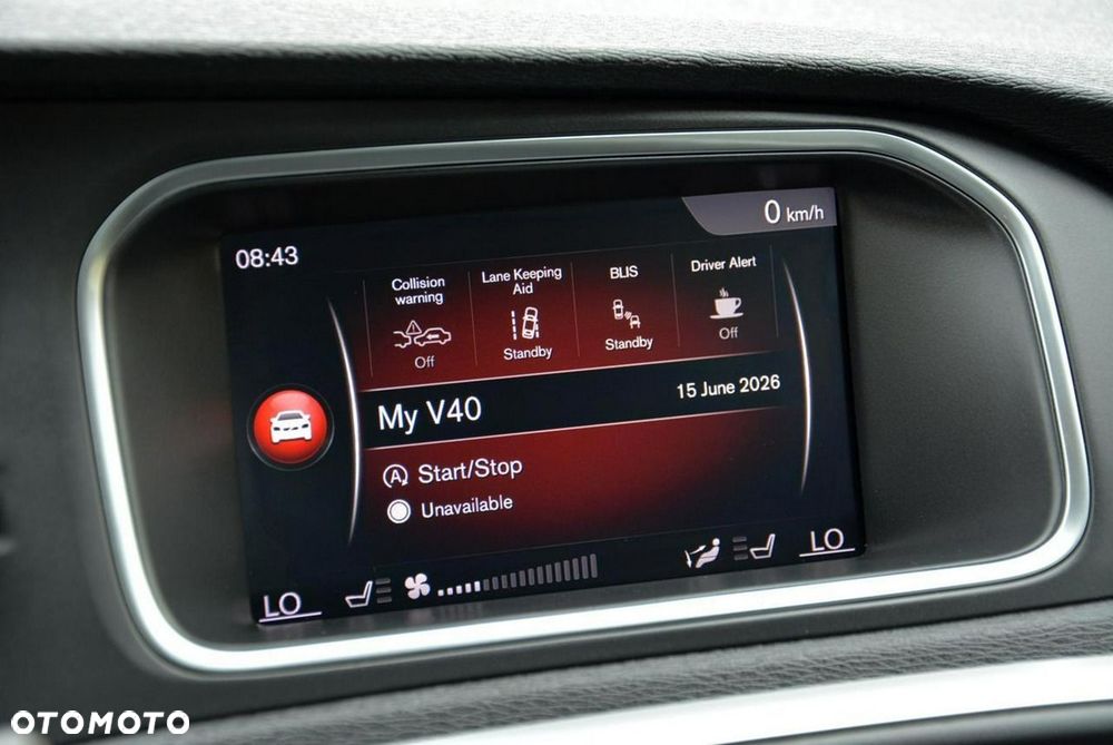Volvo V40 T3 Geartronic Summum - 26