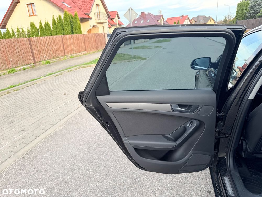 Audi A4 Avant - 16