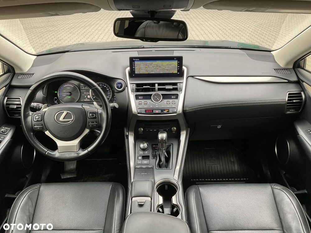 Lexus NX 300h Comfort AWD - 9
