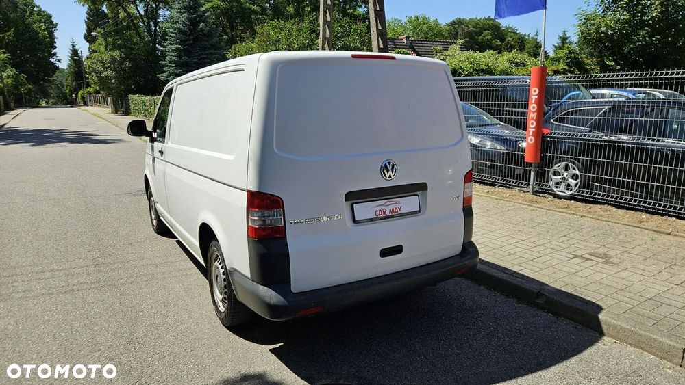 Volkswagen Transporter - 9