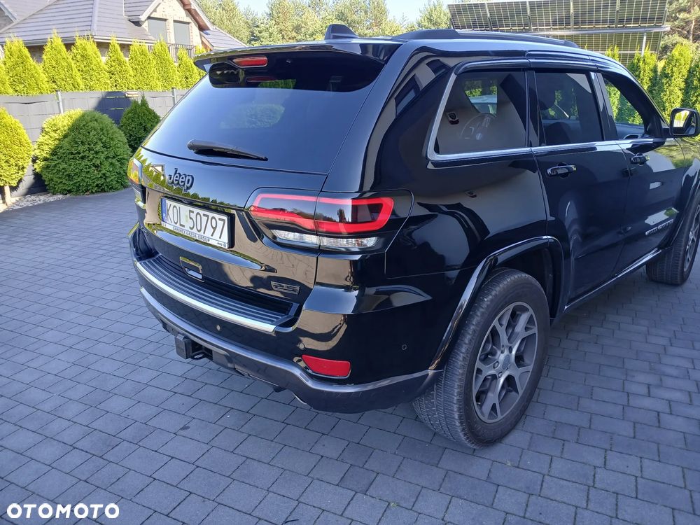 Jeep Grand Cherokee 5.7 V8 HEMI 4WD Automatik Overland - 16