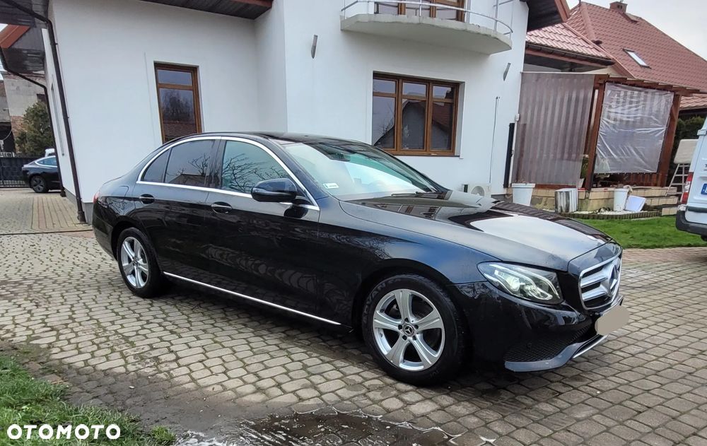 Mercedes-Benz Klasa E 220 d 9G-TRONIC - 5
