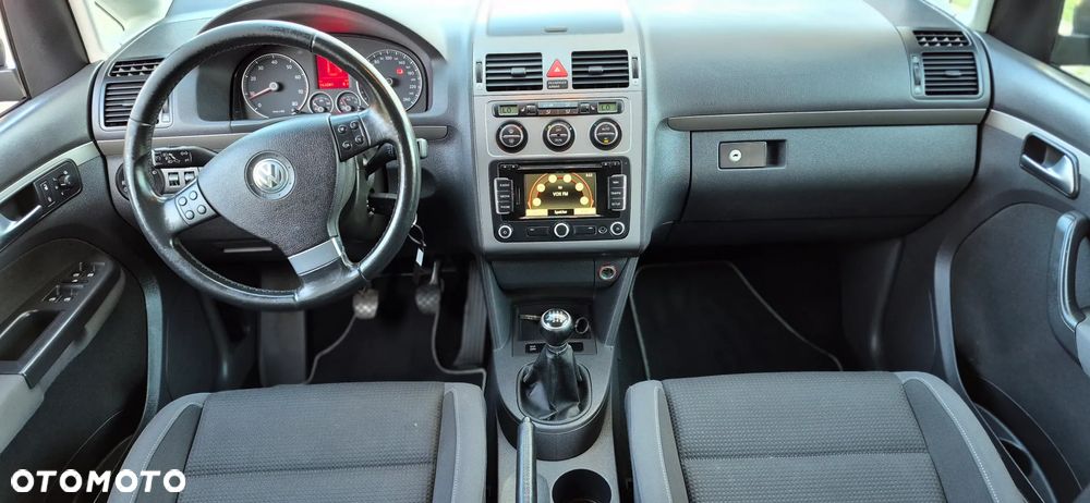 Volkswagen Touran 1.4 TSI Freestyle - 17