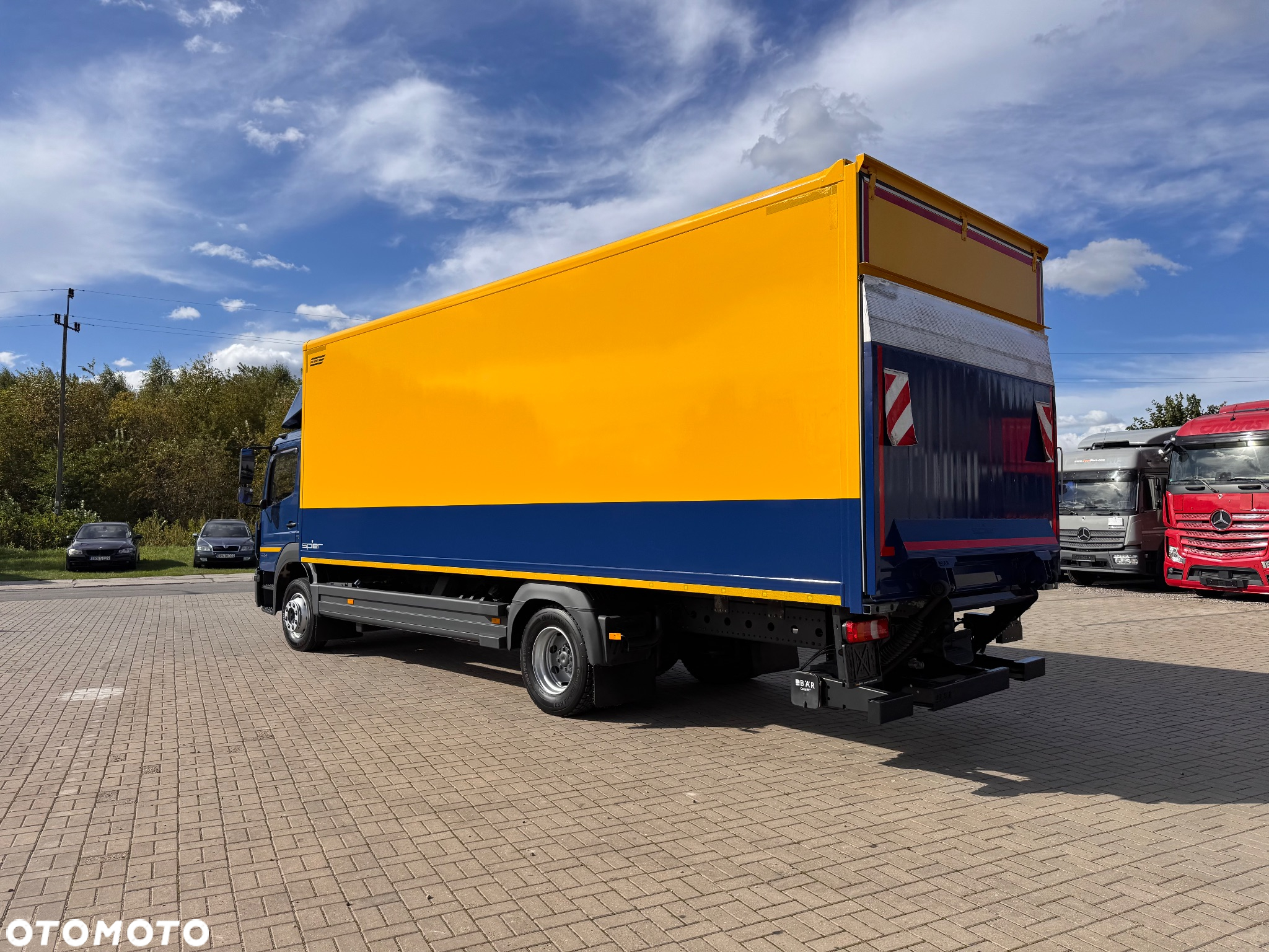 Mercedes-Benz ATEGO - 11